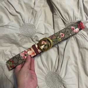 Gucci bloom belt